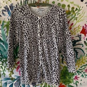 Fun and sassy cardigan...Adorable with jeans!